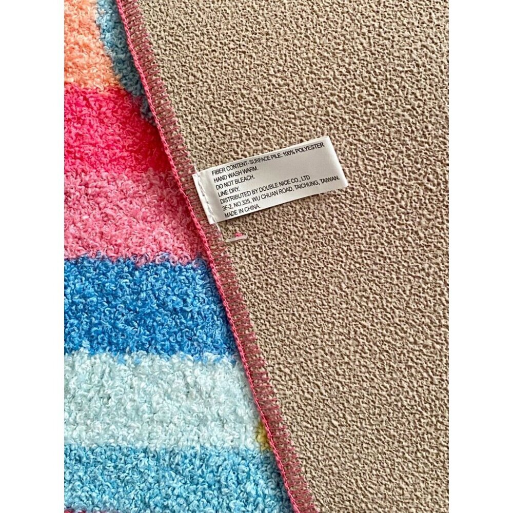 New Kids Stripes & Bird Rectangular Rug w/ No Slip Rubber Backing 19.5” x 15” - Picture 4 of 4